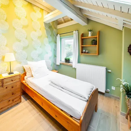 Beautiful Holiday Home Near Vielsalm With Rural View Holiday home *