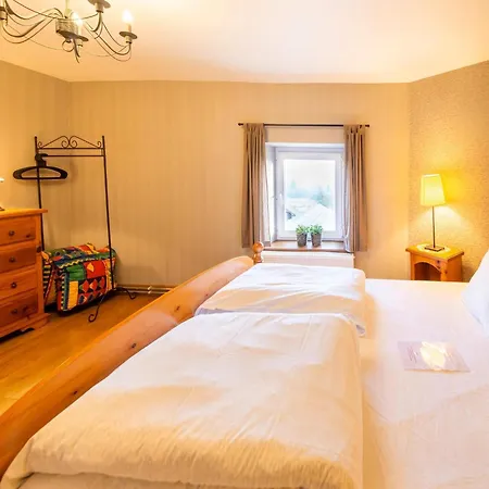 Beautiful Near With Rural View Vakantiehuis Vielsalm